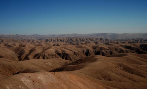 montañas montañas bajo los pies