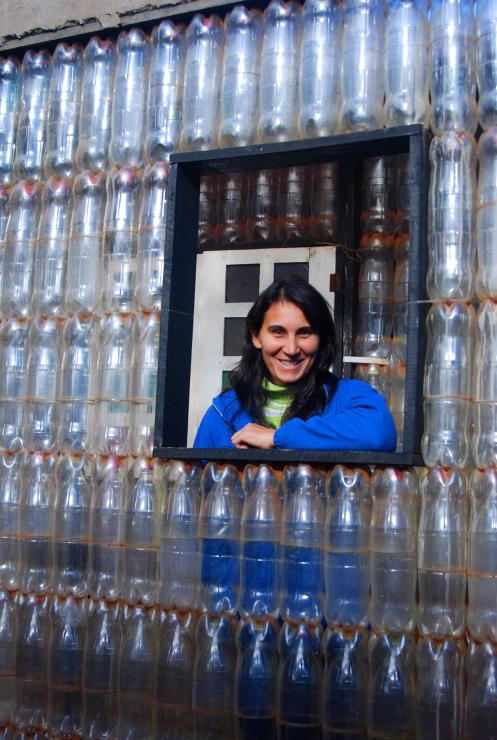 Doña Rosi en la casa de las botellas Doña Rosi en la casa de las botellas
