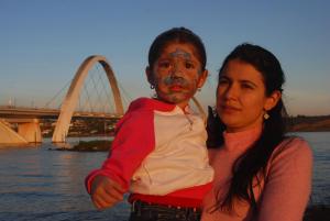 Carolina Fernández y su hija Valentina