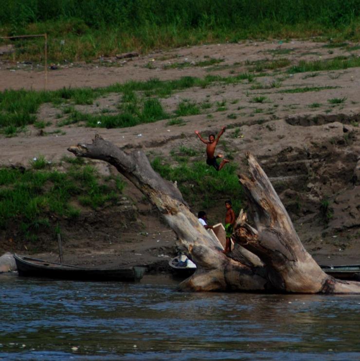 ...para que los niños sigan jugando