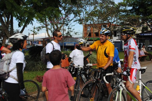 Antonio Alvarez Desanti y el grupo Aconvivir nos acompaño en la ultima etapa Antonio Alvarez Desanti y el grupo Aconvivir nos acompaño en la ultima etapa